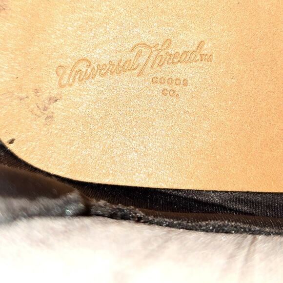 Universal Thread 10W Gray Women's Chelsea Ankle Boots Shoe 10 W Wide - Picture 4 of 7